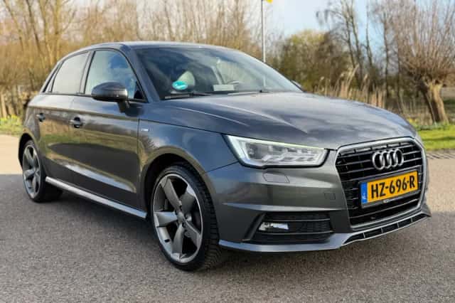 Audi A1 (2016) thumbnail 5