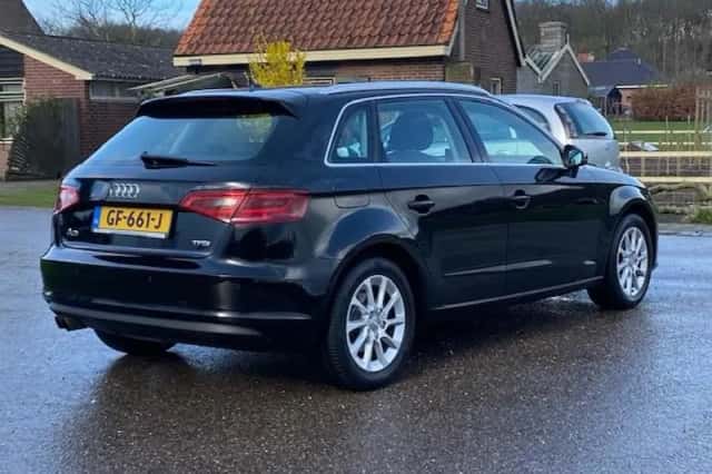Audi A3 (2015) thumbnail 9