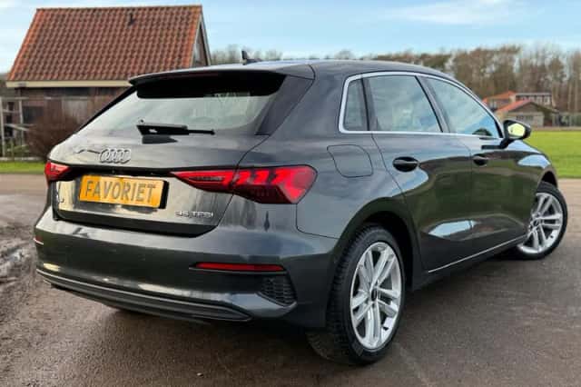 Audi A3 (2021) thumbnail 8