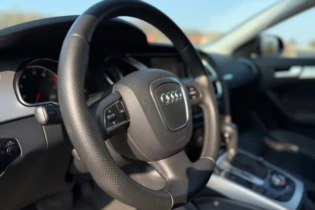 Audi A5 (2012) thumbnail 18
