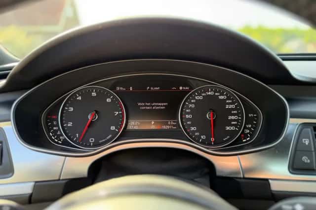 Audi A6 (2015) thumbnail 13