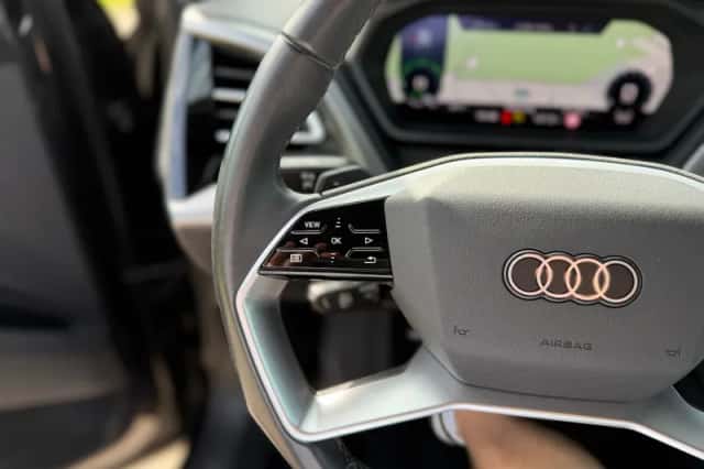 Audi Q4 e-tron (2022) thumbnail 14