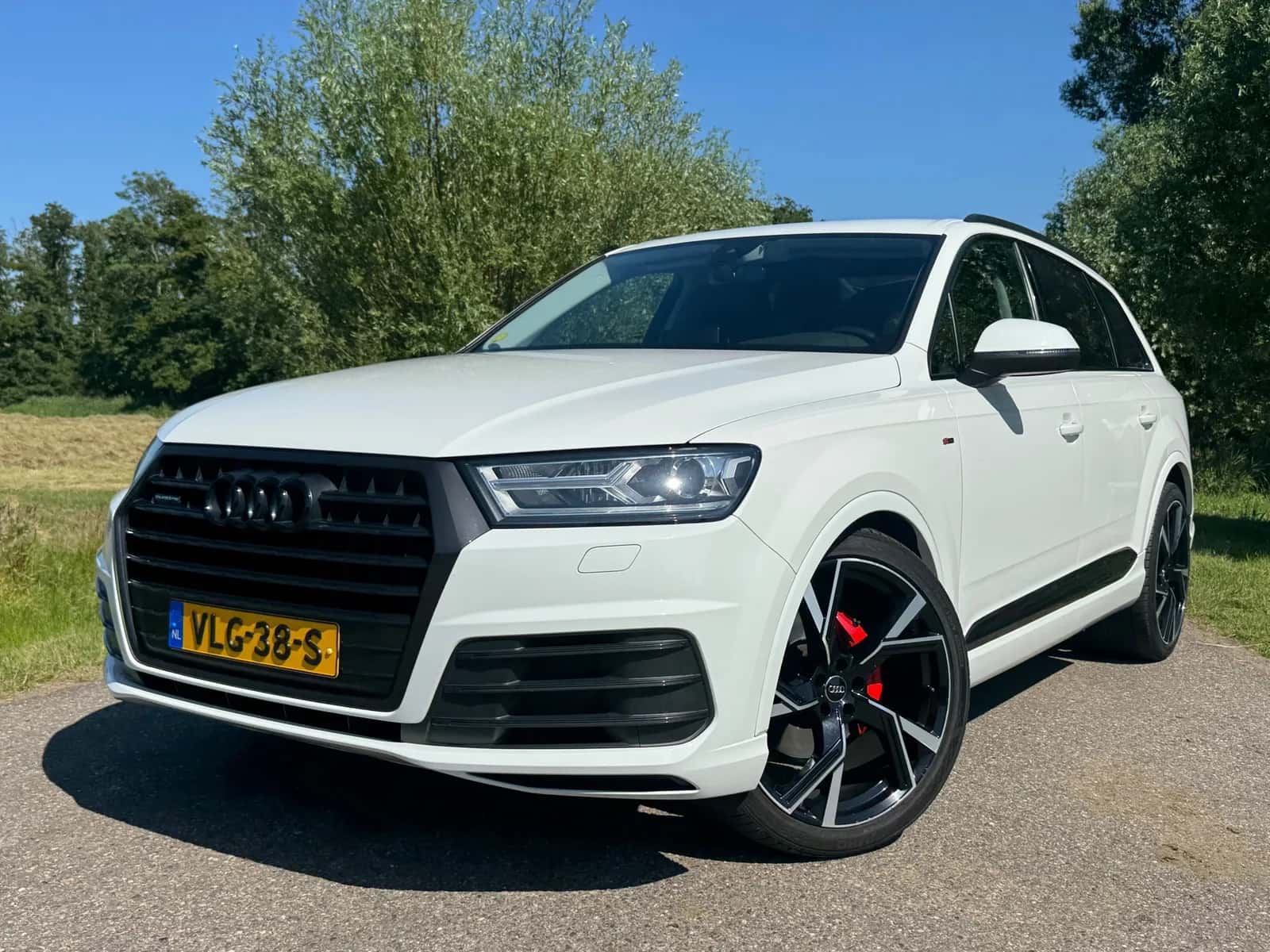 Audi Q7 (2018) — foto 1