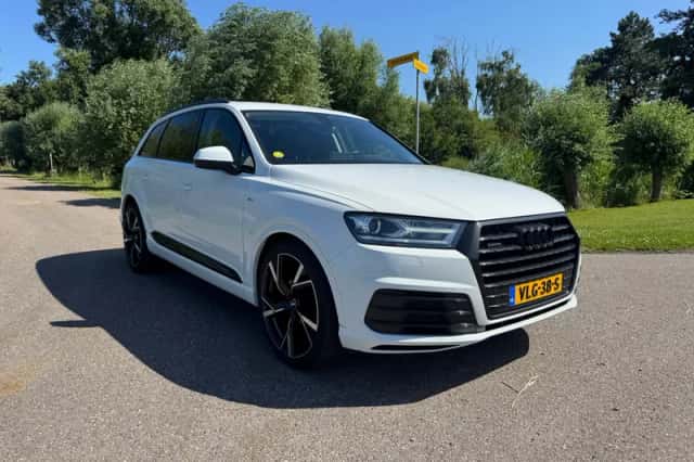 Audi Q7 (2018) thumbnail 5