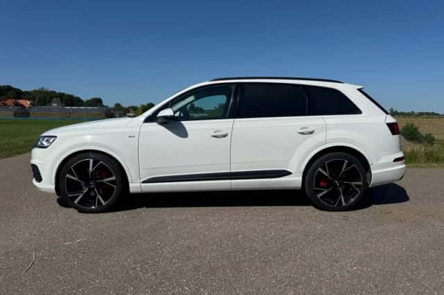 Audi Q7 (2018) thumbnail 10