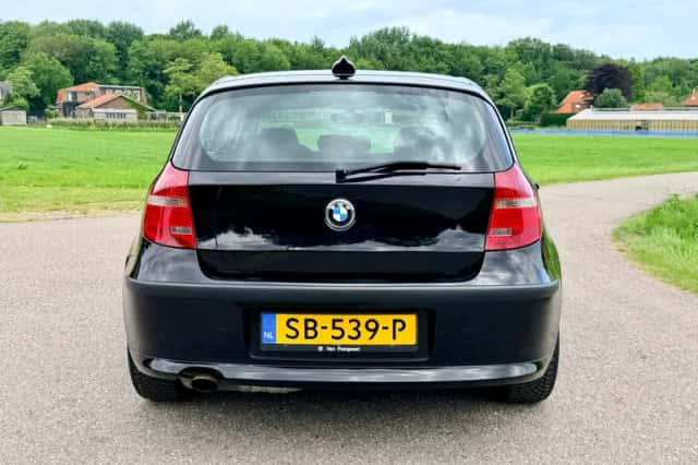 BMW 1-Serie (2008) thumbnail 11