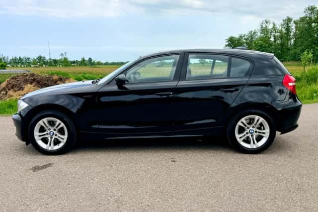 BMW 1-Serie (2008) thumbnail 15