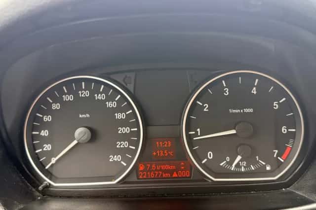 BMW 1-Serie (2008) thumbnail 33