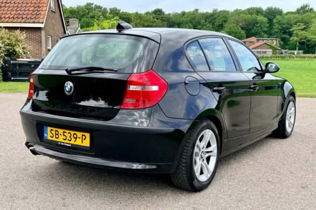 BMW 1-Serie (2008) thumbnail 9