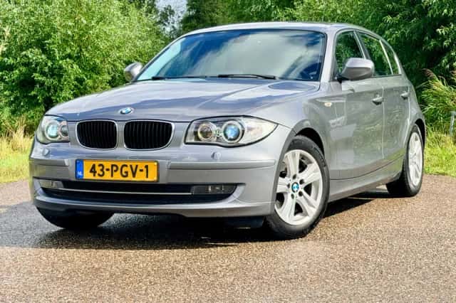 BMW 1-Serie (2011) thumbnail 1