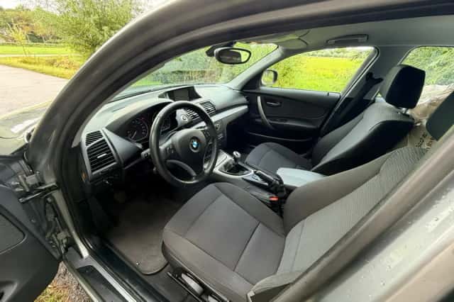 BMW 1-Serie (2011) thumbnail 2
