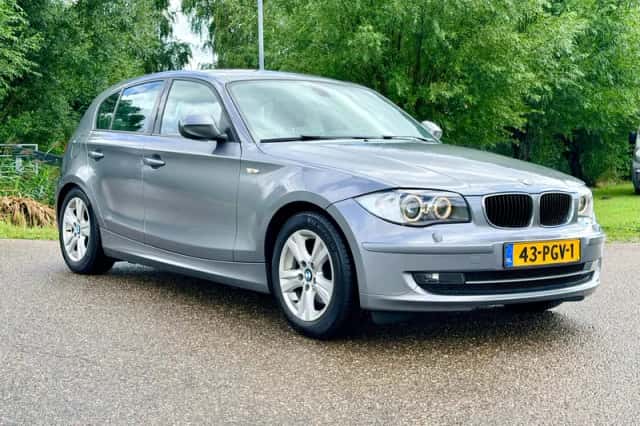 BMW 1-Serie (2011) thumbnail 5
