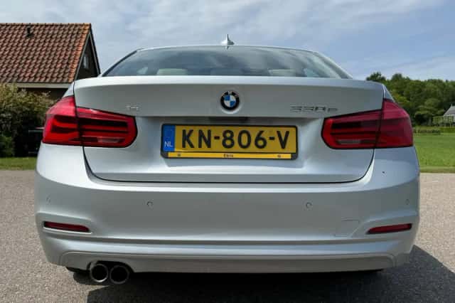 BMW 3-Serie (2016) thumbnail 23