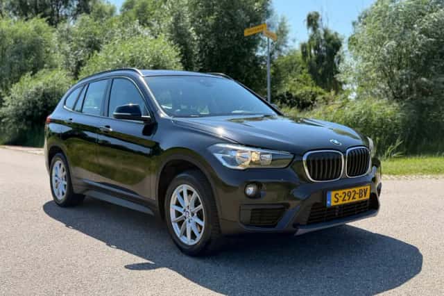 BMW X1 (2017) thumbnail 5