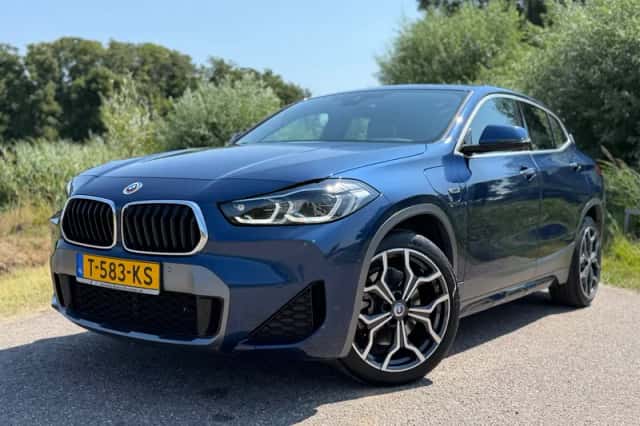 BMW X2 (2022) thumbnail 1