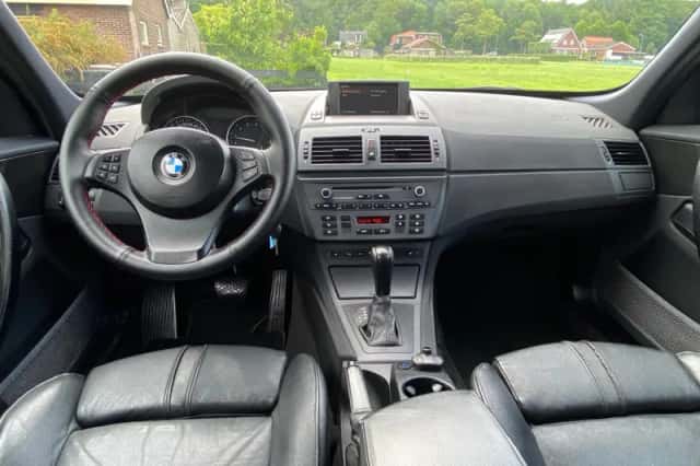 BMW X3 (2004) thumbnail 2