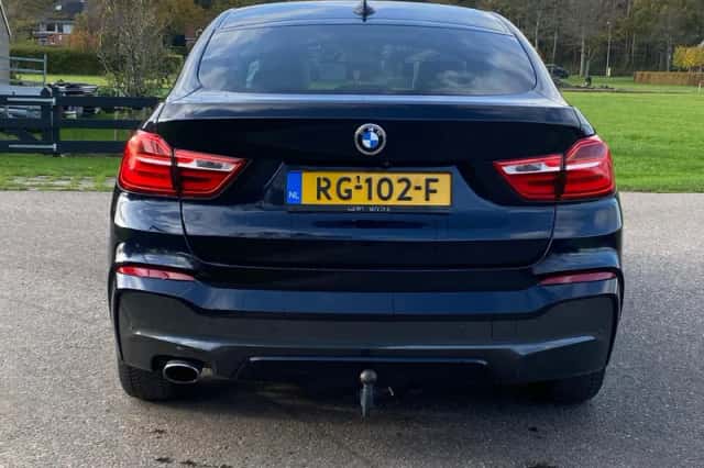 BMW X4 (2016) thumbnail 19