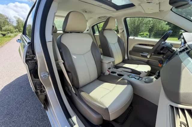 Chrysler Sebring (2009) thumbnail 2