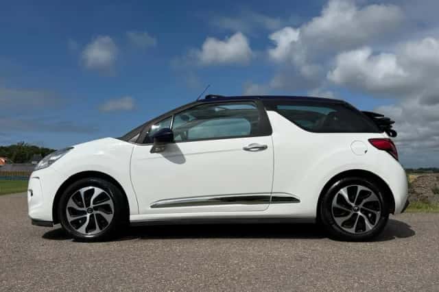 Citroën DS3 (2013) thumbnail 2