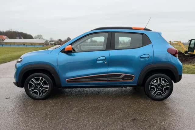 Dacia Spring (2022) thumbnail 3