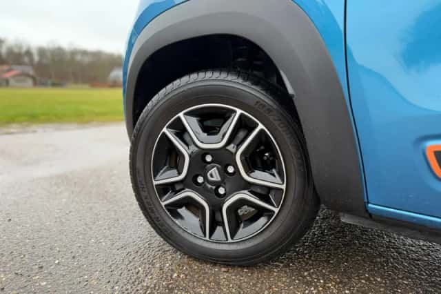 Dacia Spring (2022) thumbnail 28