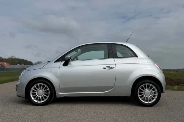 Fiat 500 (2011) thumbnail 2