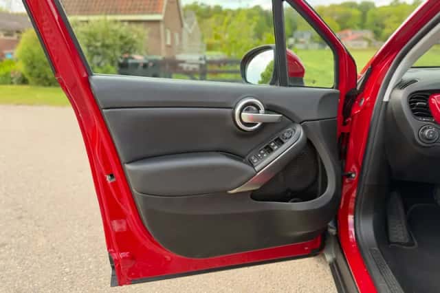 Fiat 500 (2017) thumbnail 11