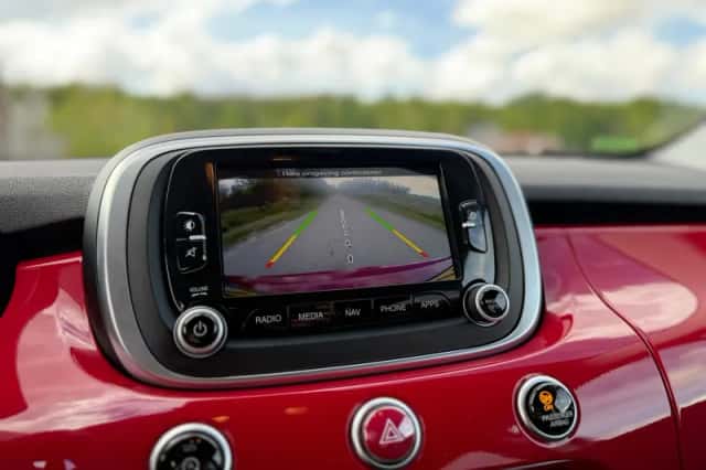 Fiat 500 (2017) thumbnail 21