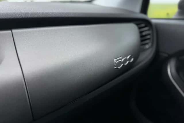 Fiat 500 (2015) thumbnail 20