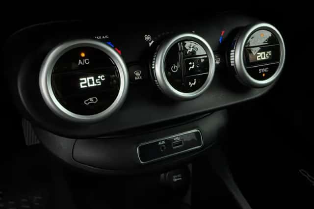 Fiat 500 (2015) thumbnail 7