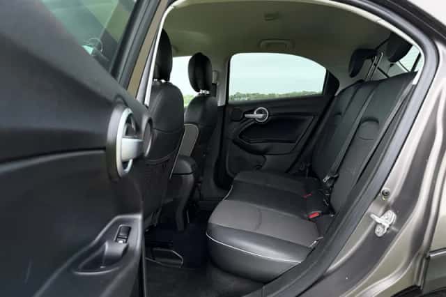 Fiat 500 (2015) thumbnail 8