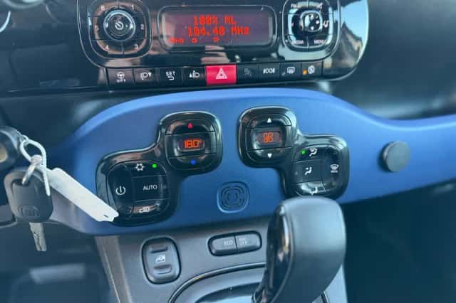 Fiat Panda (2016) thumbnail 19
