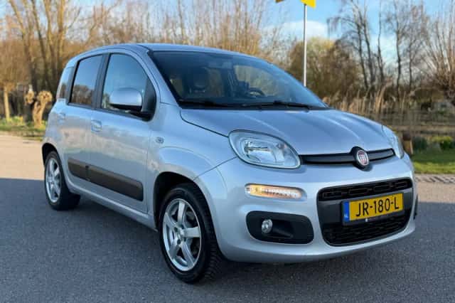 Fiat Panda (2016) thumbnail 8