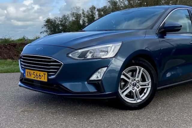 Ford Focus (2019) thumbnail 3