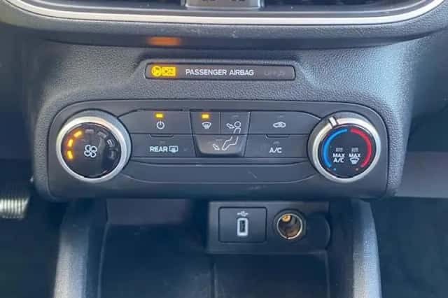 Ford Focus (2019) thumbnail 22