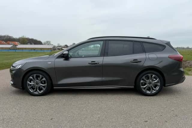 Ford Focus (2025) thumbnail 2