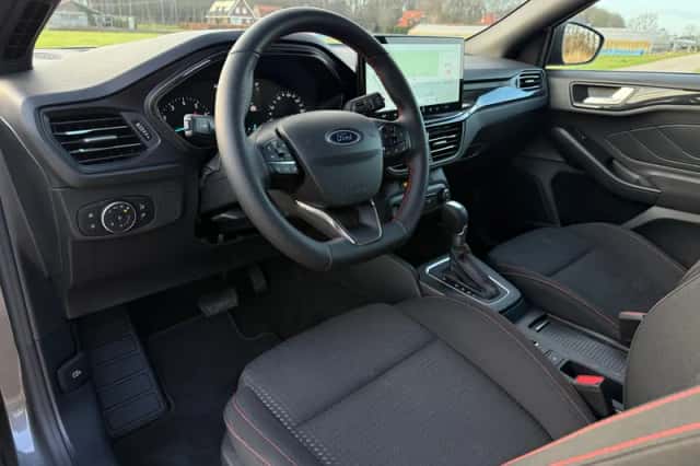 Ford Focus (2025) thumbnail 4