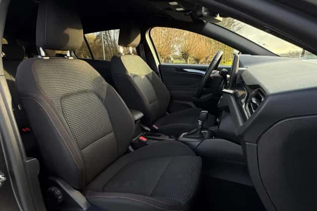 Ford Focus (2025) thumbnail 10