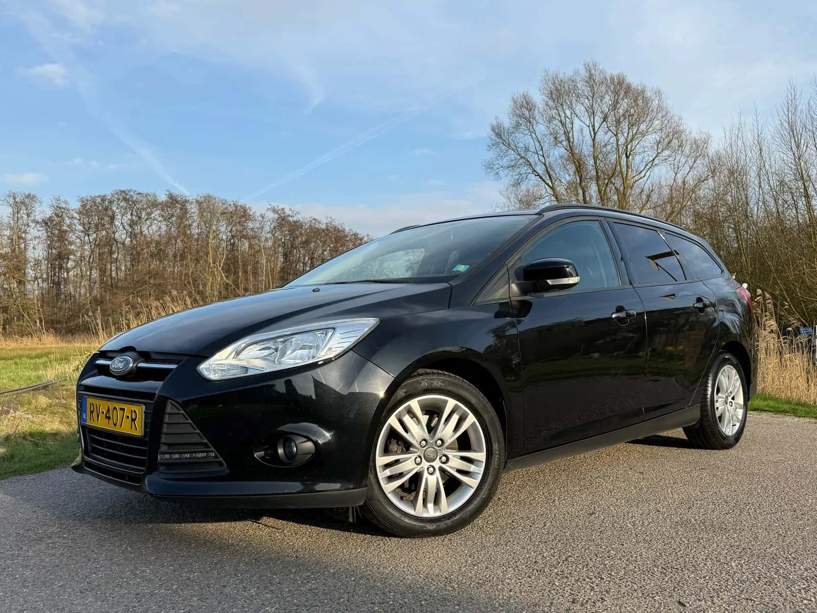 Ford Focus (2012) — foto 1