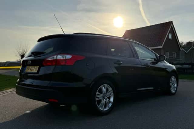 Ford Focus (2012) thumbnail 29