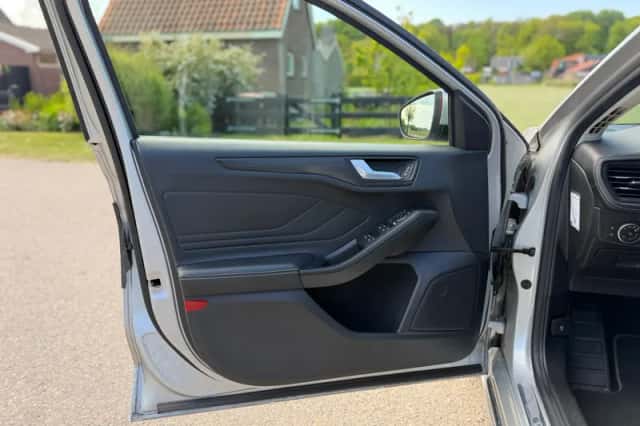 Ford Focus (2020) thumbnail 19