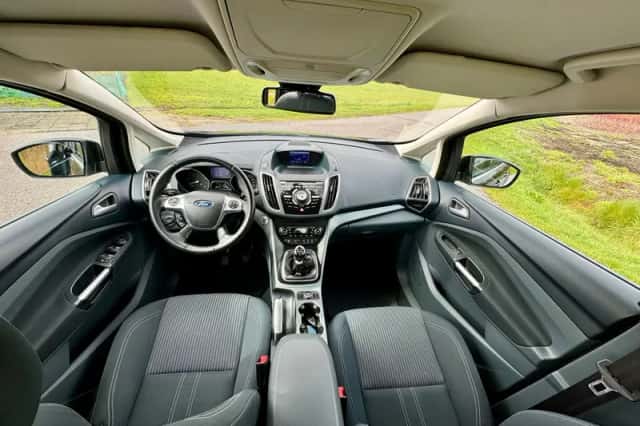 Ford Grand C-Max (2013) thumbnail 2
