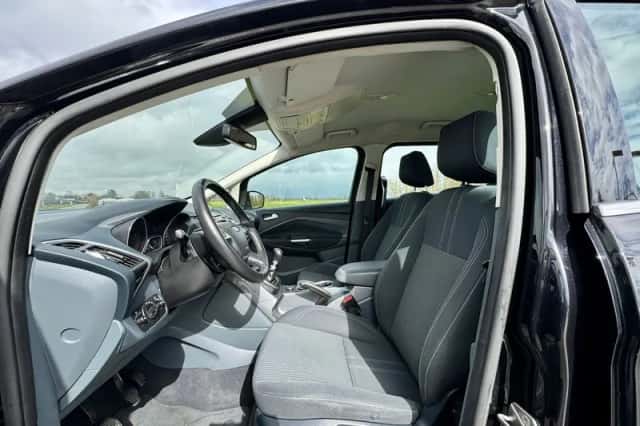 Ford Grand C-Max (2013) thumbnail 12