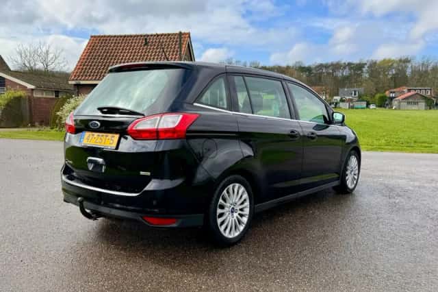 Ford Grand C-Max (2013) thumbnail 9