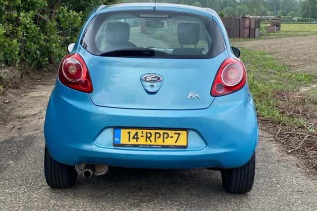 Ford Ka (2011) thumbnail 3