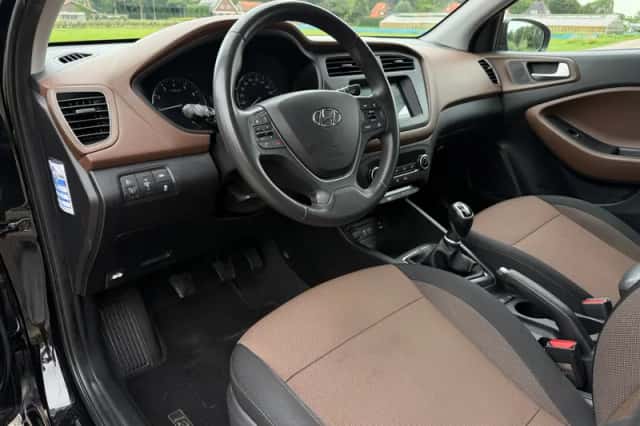 Hyundai i20 (2017) thumbnail 4