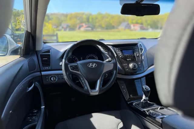 Hyundai i40 (2012) thumbnail 12