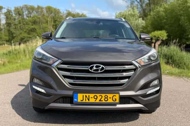 Hyundai Tucson (2016) thumbnail 4
