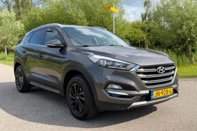 Hyundai Tucson (2016) thumbnail 5