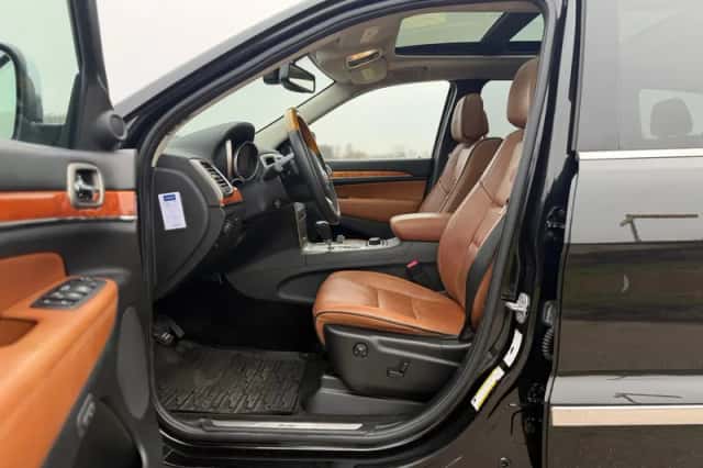 Jeep Grand Cherokee (2011) thumbnail 15